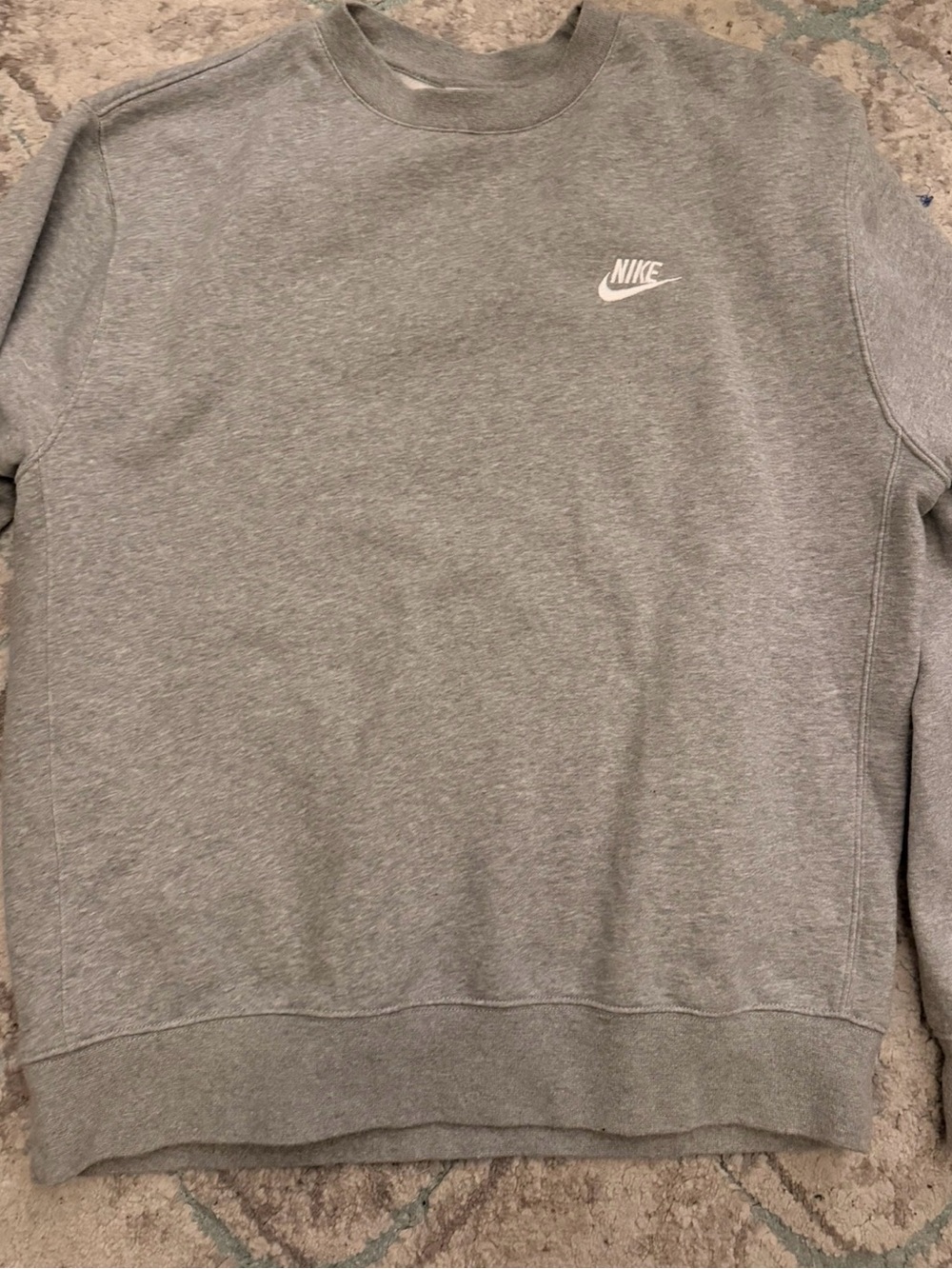 Nike men grey crewneck long sleeve size M